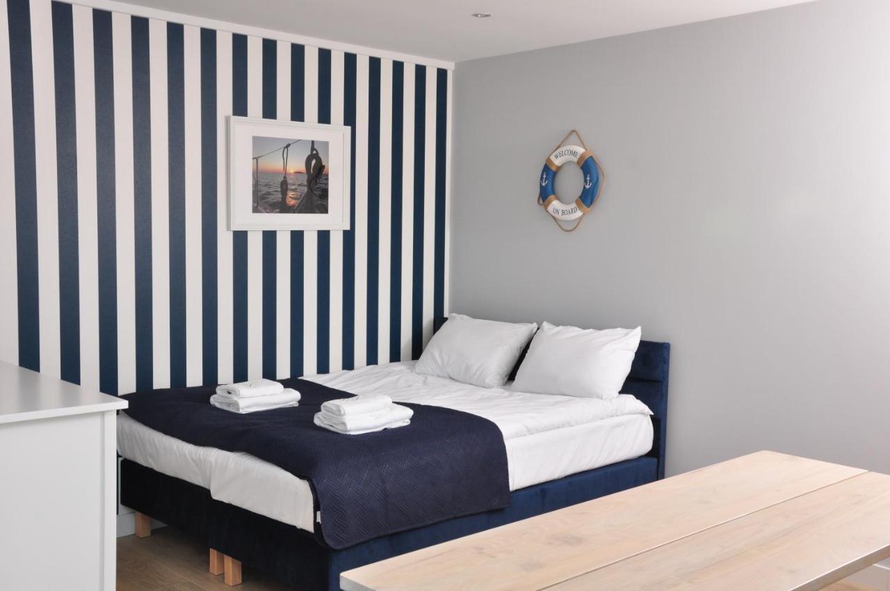 Przystan Na Zagorzu - Apartamenty Nad Jeziorem Drezdenko Exteriör bild