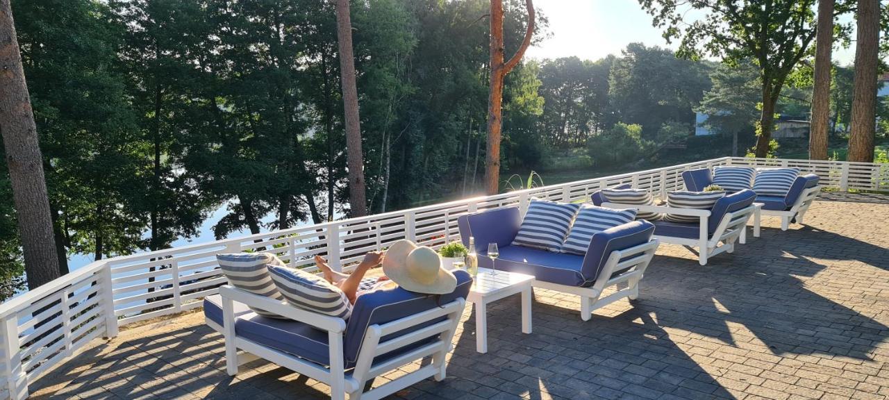 Przystan Na Zagorzu - Apartamenty Nad Jeziorem Drezdenko Exteriör bild